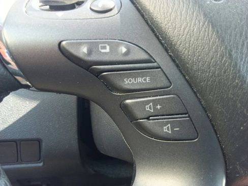 Used 2019 Nissan Murano SL FWD image 22