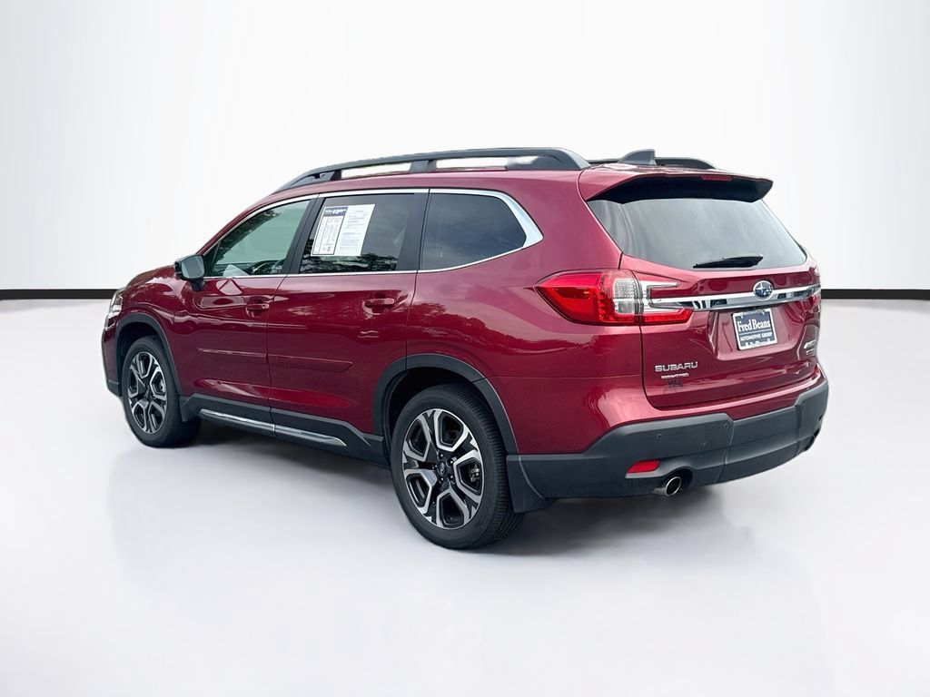 Used 2025 Subaru Ascent Limited AWD/4WD image 7