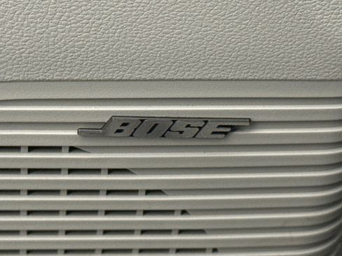 Used 2024 Hyundai Kona Limited image 17