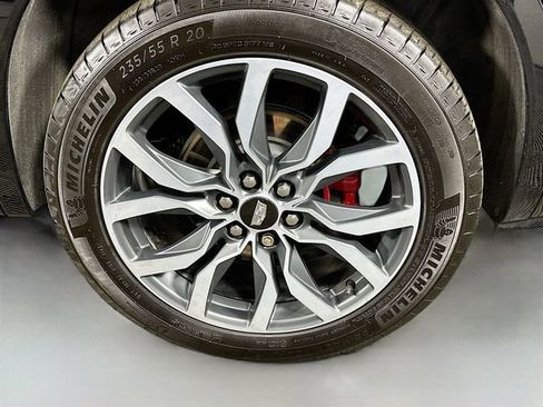 Used 2024 Cadillac XT6 Sport w/ Technology Package AWD/4WD image 34