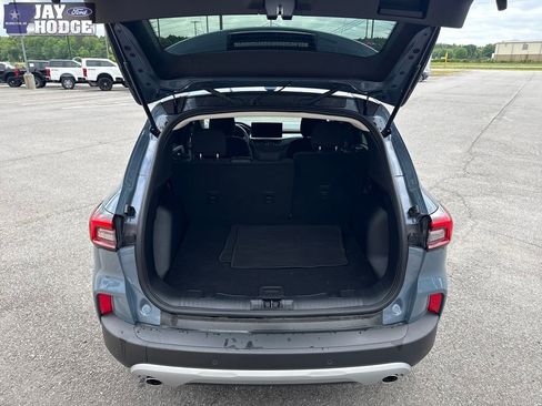Used 2025 Ford Escape Active w/ Tech Pack #1 FWD image 18