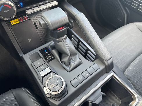 New 2026 Toyota 4Runner TRD Off-Road Premium AWD/4WD image 27
