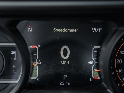 New 2025 Jeep Gladiator Mojave w/ Technology Group image 40