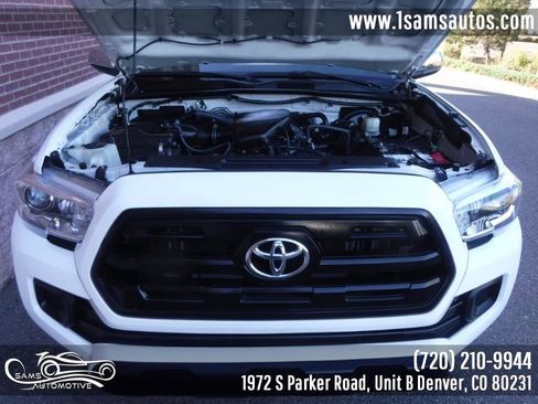 Used 2016 Toyota Tacoma SR image 30