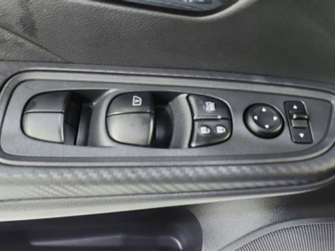 Certified 2025 Nissan Versa SV w/ Trunk Package FWD image 41