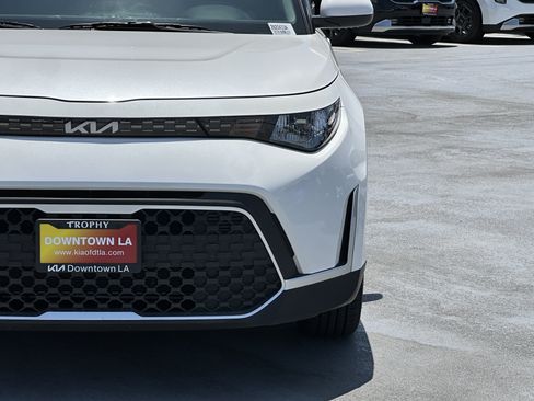 Certified 2023 Kia Soul LX w/ LX Technology Package FWD image 13