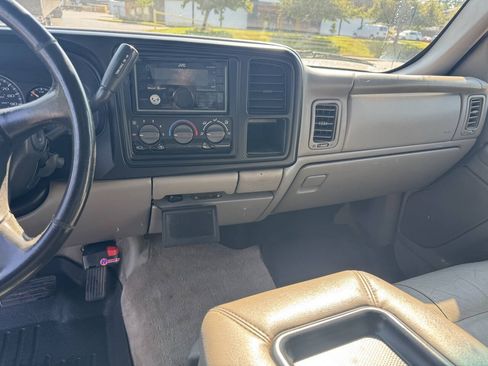 Used 2001 GMC Sierra 2500 4x4 Crew Cab HD w/ SLT Marketing Option Pkg image 16