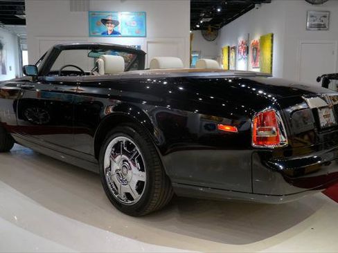 Used 2008 Rolls-Royce Phantom Drophead Coupe RWD image 9