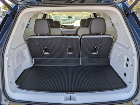 New 2026 GMC Acadia Denali image 17