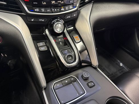 Used 2023 Acura TLX FWD image 28