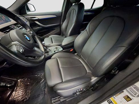Used 2022 BMW X2 M35i w/ Shadowloine Package AWD/4WD image 11