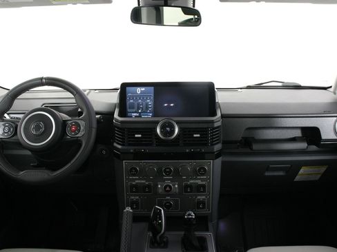 Used 2025 INEOS Grenadier AWD/4WD image 7