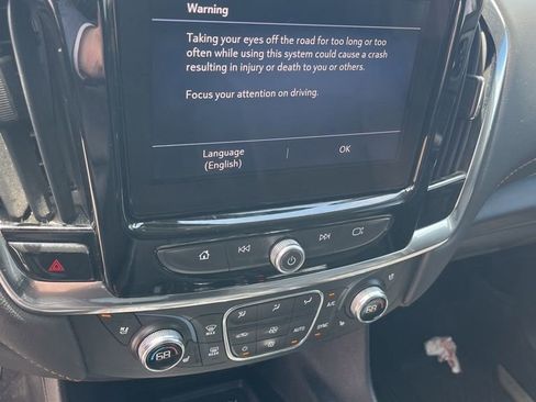 Used 2021 Chevrolet Traverse Premier w/ Redline Edition FWD image 12