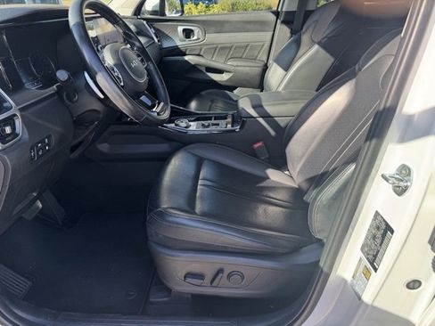 Certified 2022 Kia Sorento SX image 20