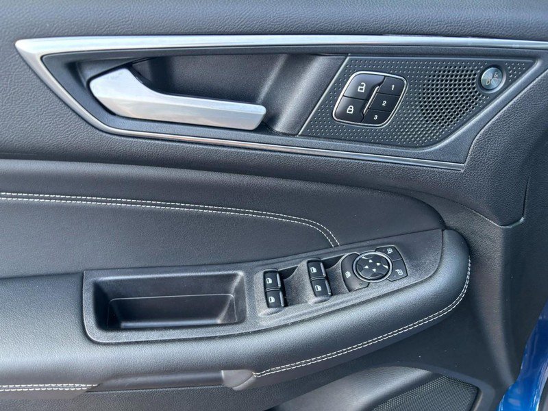 Used 2024 Ford Edge Titanium AWD/4WD image 9