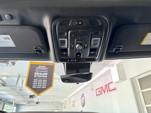 Certified 2023 GMC Yukon XL Denali Ultimate AWD/4WD image 33