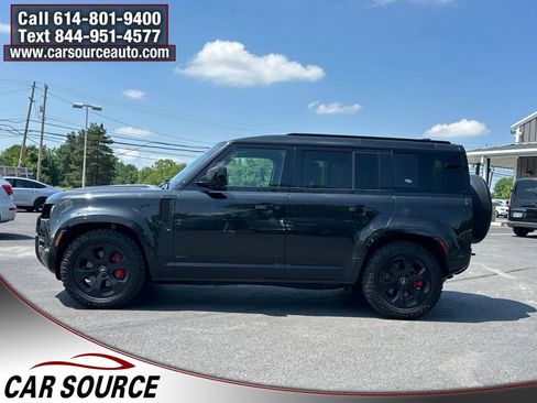 Used 2021 Land Rover Defender 110 X-Dynamic SE AWD/4WD image 4