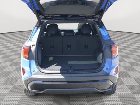 New 2026 GMC Terrain Elevation w/ Elevation Premium Package AWD/4WD image 5