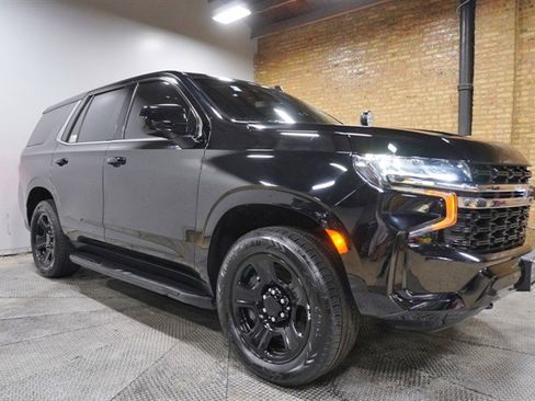 Used 2021 Chevrolet Tahoe 2WD w/ 1FL Safety Package image 6