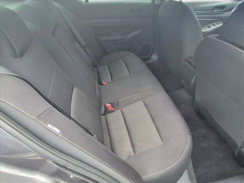 Certified 2025 Nissan Altima 2.5 S FWD image 18