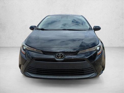 Certified 2023 Toyota Corolla LE FWD image 2