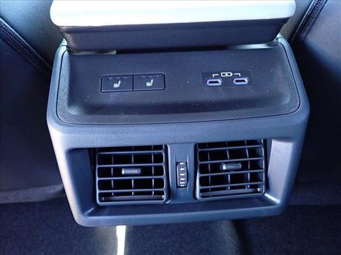 New 2026 Subaru Solterra AWD/4WD image 11