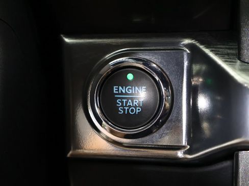 Used 2022 Ford F150 Lariat AWD/4WD image 42