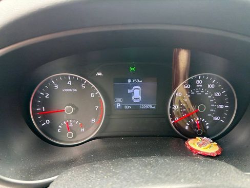 Used 2022 Kia Sportage LX FWD image 6