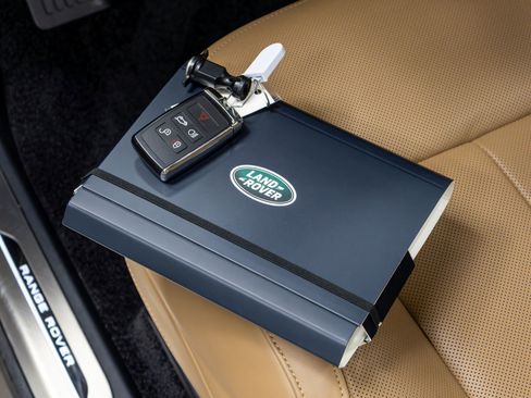 Used 2025 Land Rover Range Rover SE AWD/4WD image 83