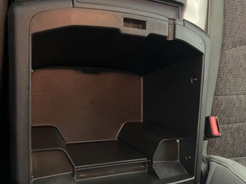 Used 2016 RAM 1500 Big Horn image 30