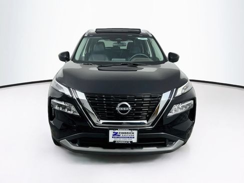 Used 2023 Nissan Rogue SV w/ SV Premium B Package AWD/4WD image 2