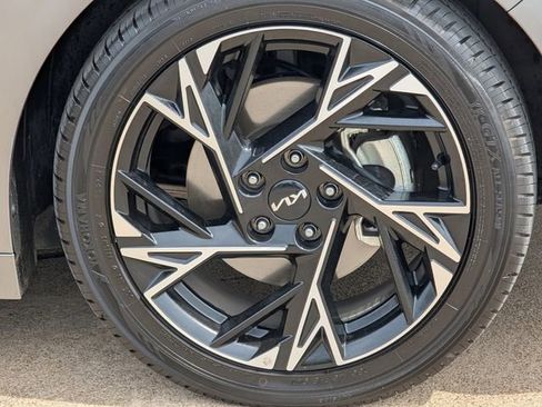 Used 2025 Kia K5 GT-Line w/ GT-Line Premium Package image 10