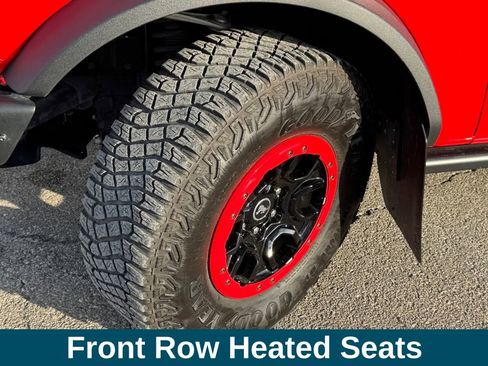 Used 2024 Ford Bronco Badlands image 40