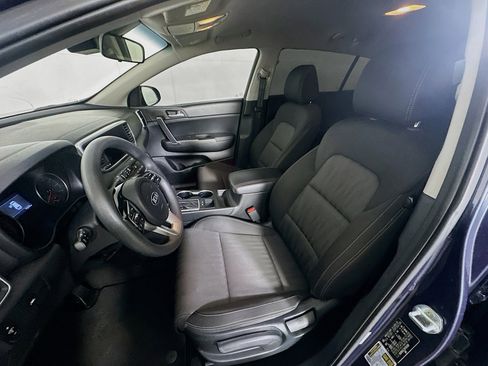 Used 2022 Kia Sportage LX image 13