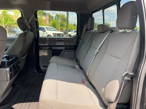 Used 2017 Ford F150 XLT w/ Equipment Group 302A Luxury AWD/4WD image 16