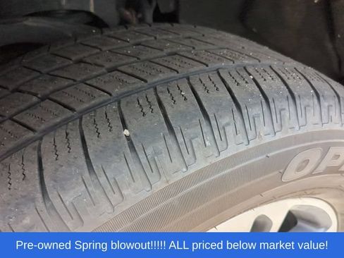 Used 2024 Ford Expedition XLT AWD/4WD image 7