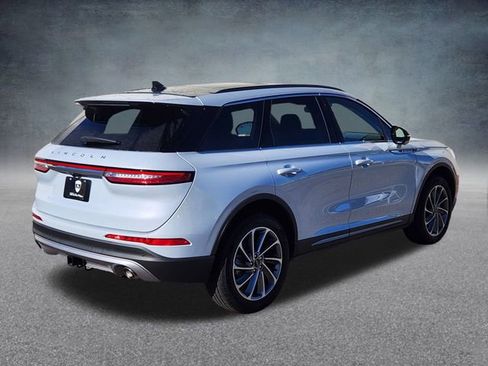 New 2025 Lincoln Corsair AWD w/ Equipment Group 101A image 7