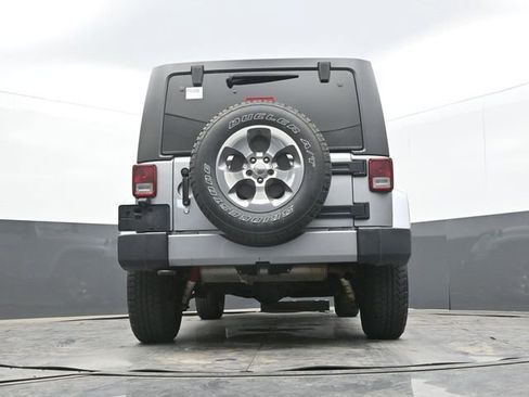 Used 2018 Jeep Wrangler Unlimited Sahara AWD/4WD image 52