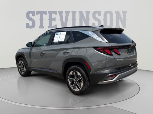 Used 2025 Hyundai Tucson SEL AWD/4WD image 3
