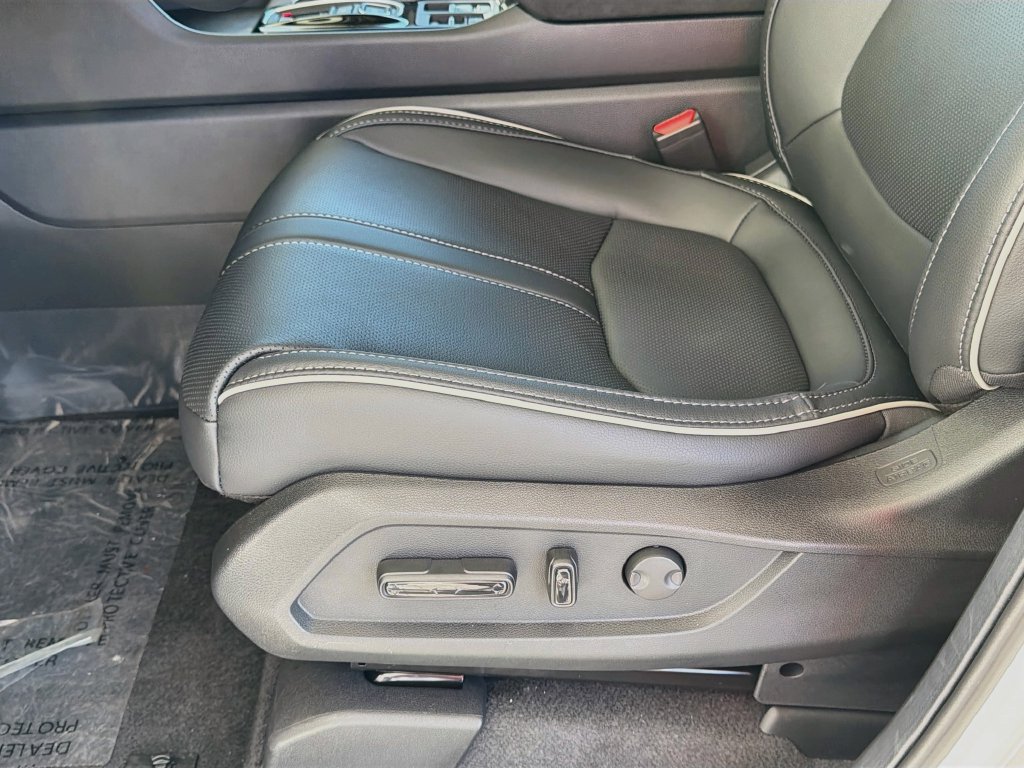New 2026 Honda Pilot Elite image 14