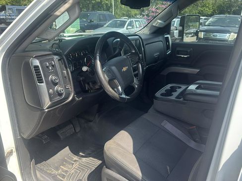 Used 2016 Chevrolet Silverado 2500 LT w/ LT Convenience Package AWD/4WD image 9
