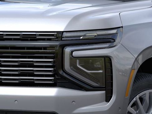 New 2026 Chevrolet Suburban High Country RWD image 10