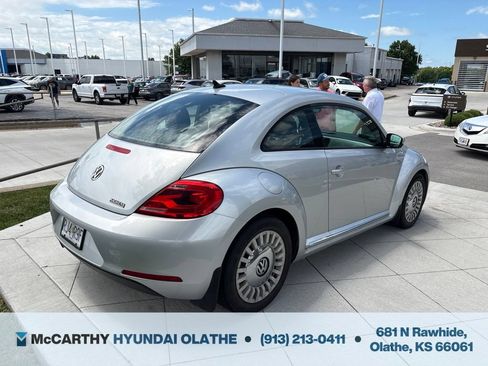 Used 2014 Volkswagen Beetle 2.5 FWD image 10