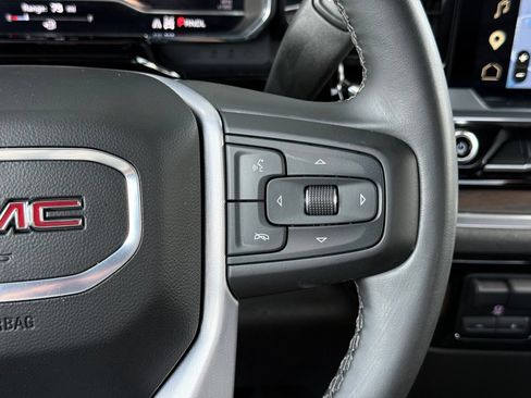 Used 2025 GMC Sierra 1500 SLT AWD/4WD image 38