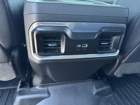 Used 2023 Chevrolet Silverado 1500 LTZ AWD/4WD image 31