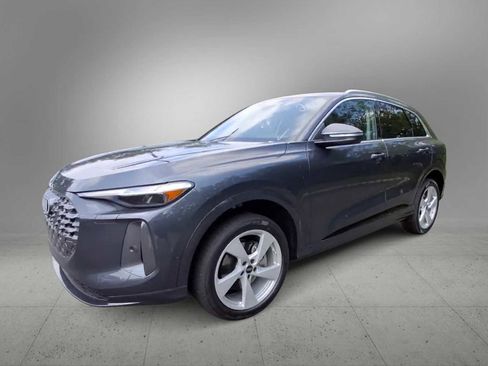 New 2025 Audi Q5 Premium Plus image 4