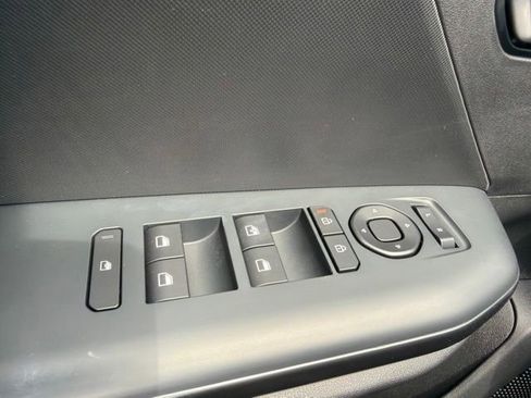 New 2026 Kia K4 FWD image 22