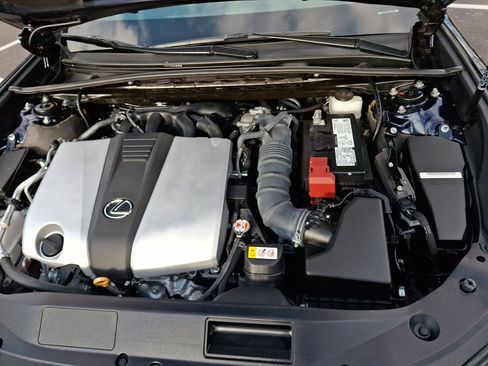 Certified 2023 Lexus ES 350 w/ Premium Package image 27