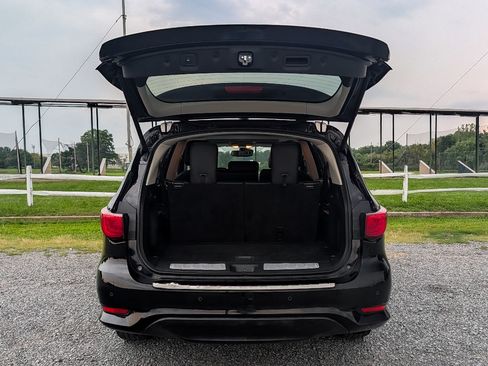 Used 2019 INFINITI QX60 Luxe w/ Sensory Package AWD/4WD image 7
