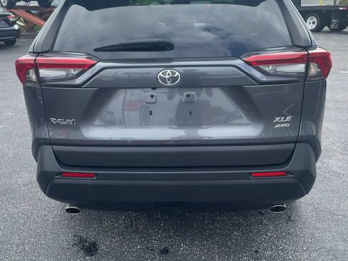 Used 2021 Toyota RAV4 XLE AWD/4WD image 6